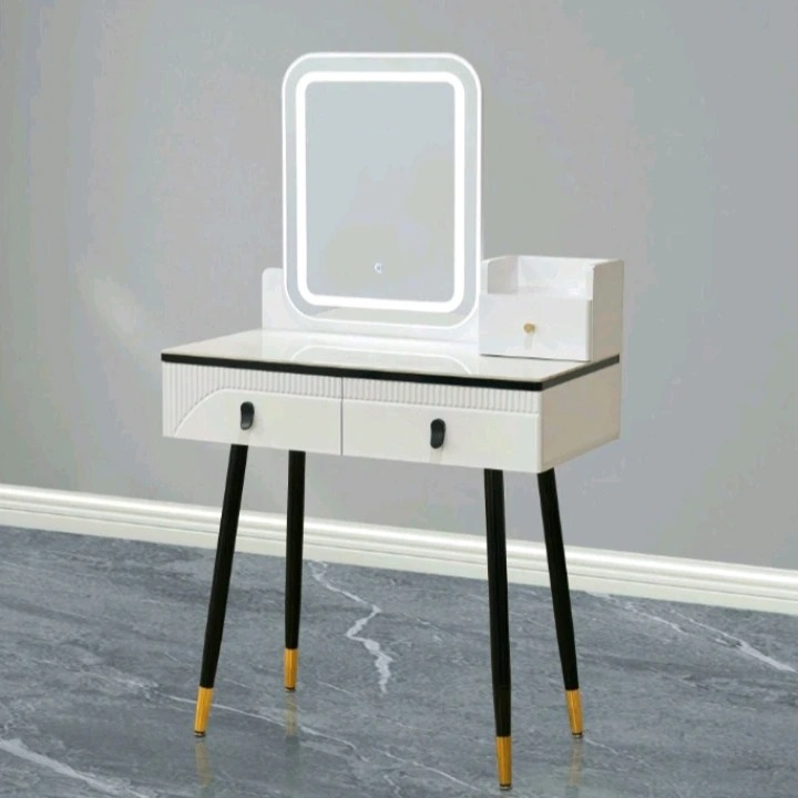 Plaster Floor Lamp